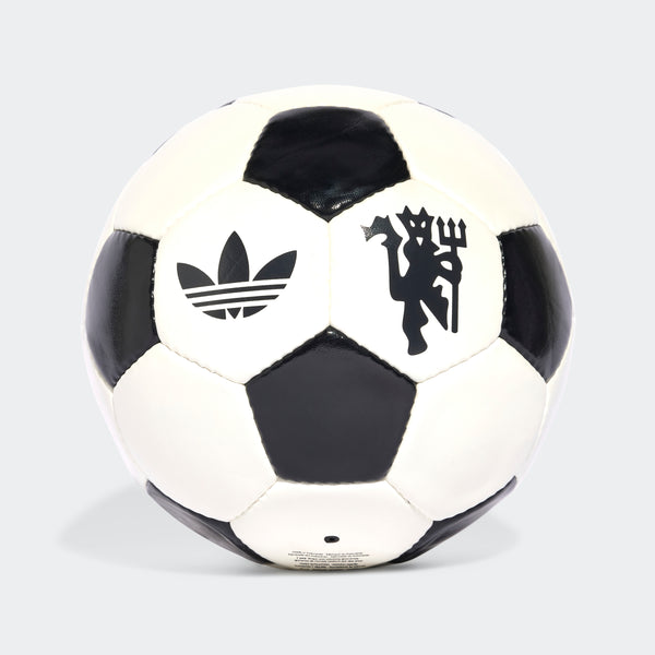 Manchester United 2024/25 Third Club Ball