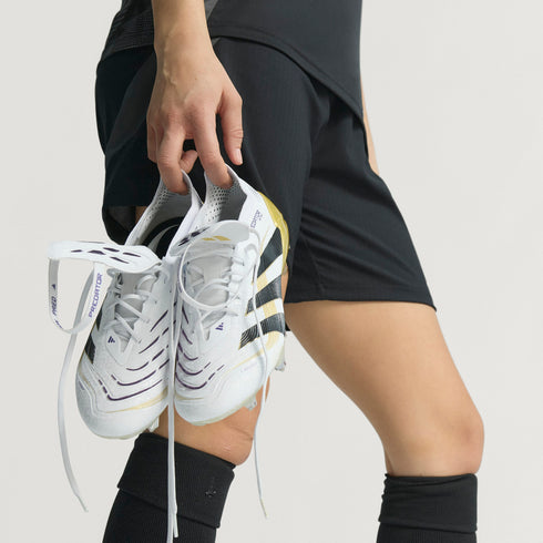 Predator Elite Fold-Over Tongue FG