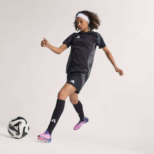 F50 Elite LY Laceless FG