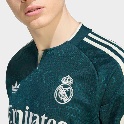 Real Madrid 26/27 Men's Long Sleeve Away Jersey - Planète Foot