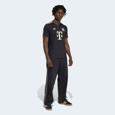 FC Bayern 2025/26 Men's Third Jersey
